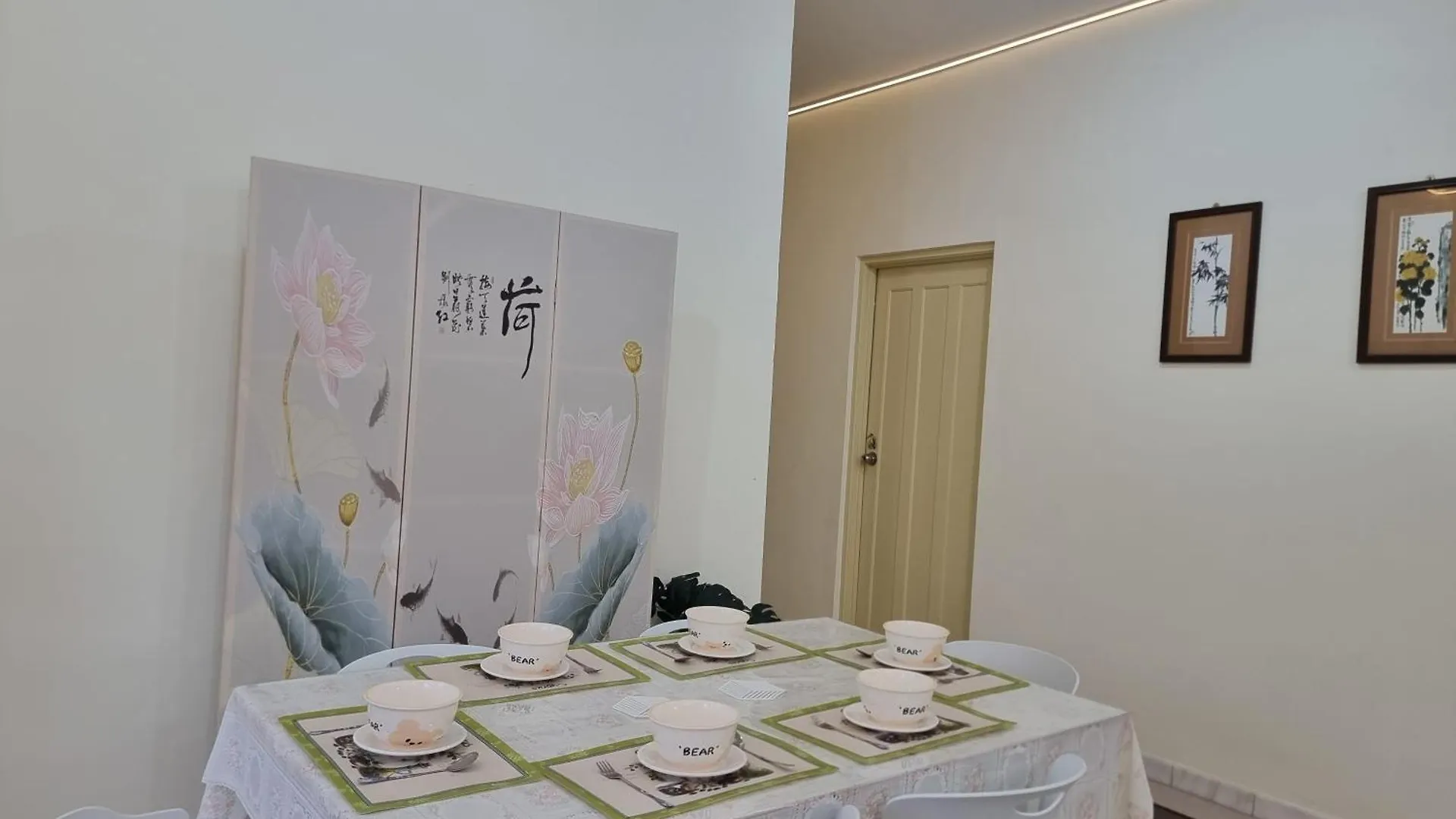 Vacation Ipoh Homestay For 12 Pax 4 Bedrooms For Delicious Food 0*,  Malaisie